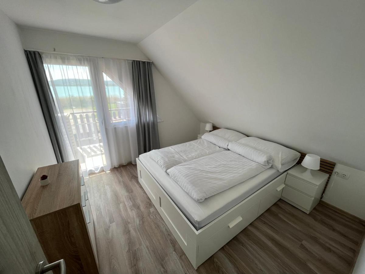 Sunset Beach Apartman Balatonfůzfő Buitenkant foto